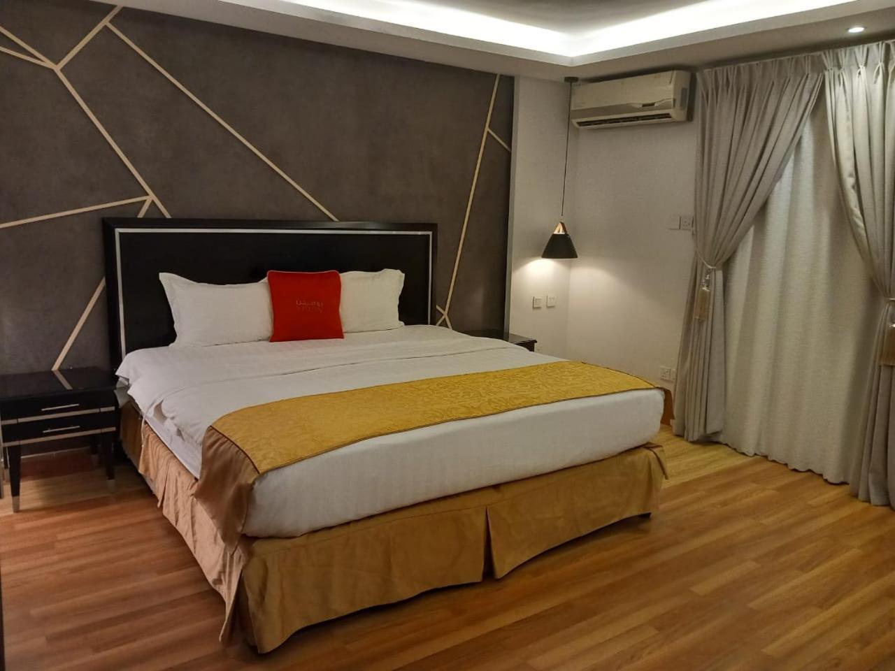 Vision Apartment Buraidah Esterno foto