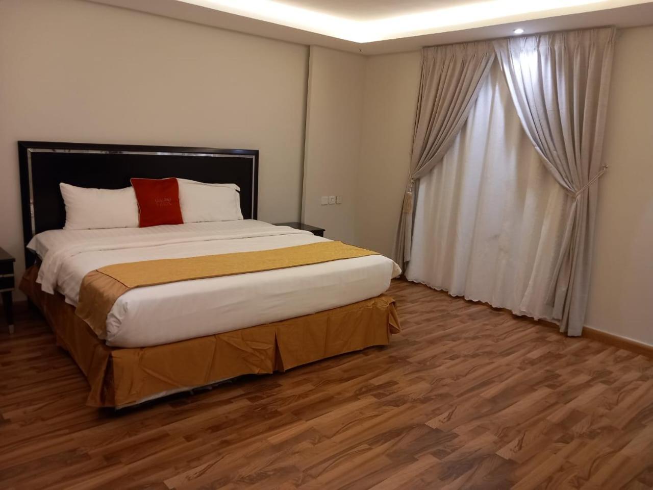 Vision Apartment Buraidah Esterno foto